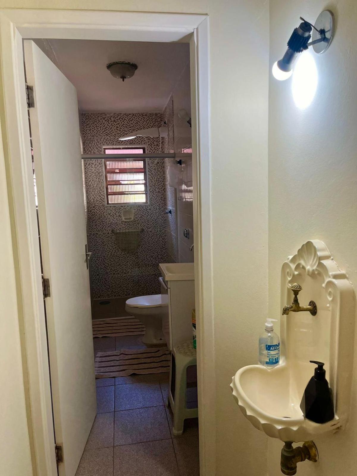 Casa no Centro de Águas de Lindóia com Piscina
