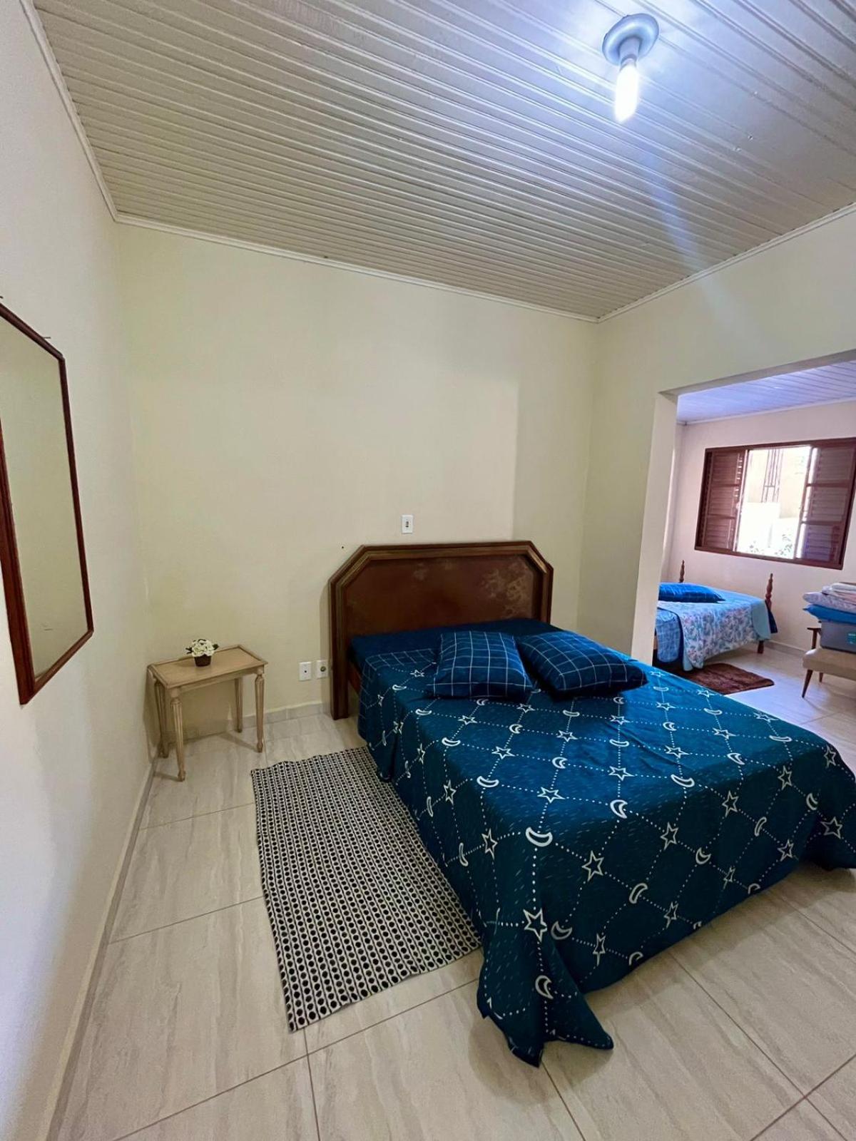 Casa no Centro de Águas de Lindóia com Piscina