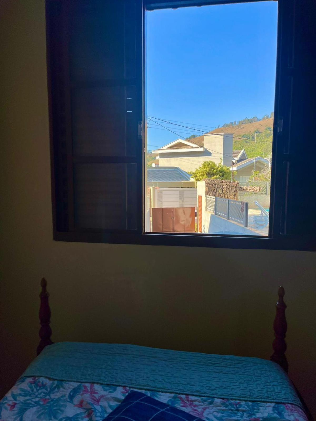 Casa no Centro de Águas de Lindóia com Piscina