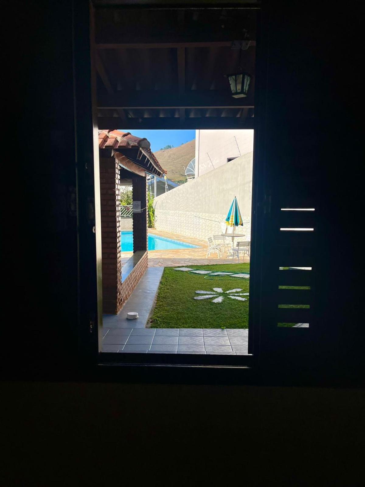 Casa no Centro de Águas de Lindóia com Piscina