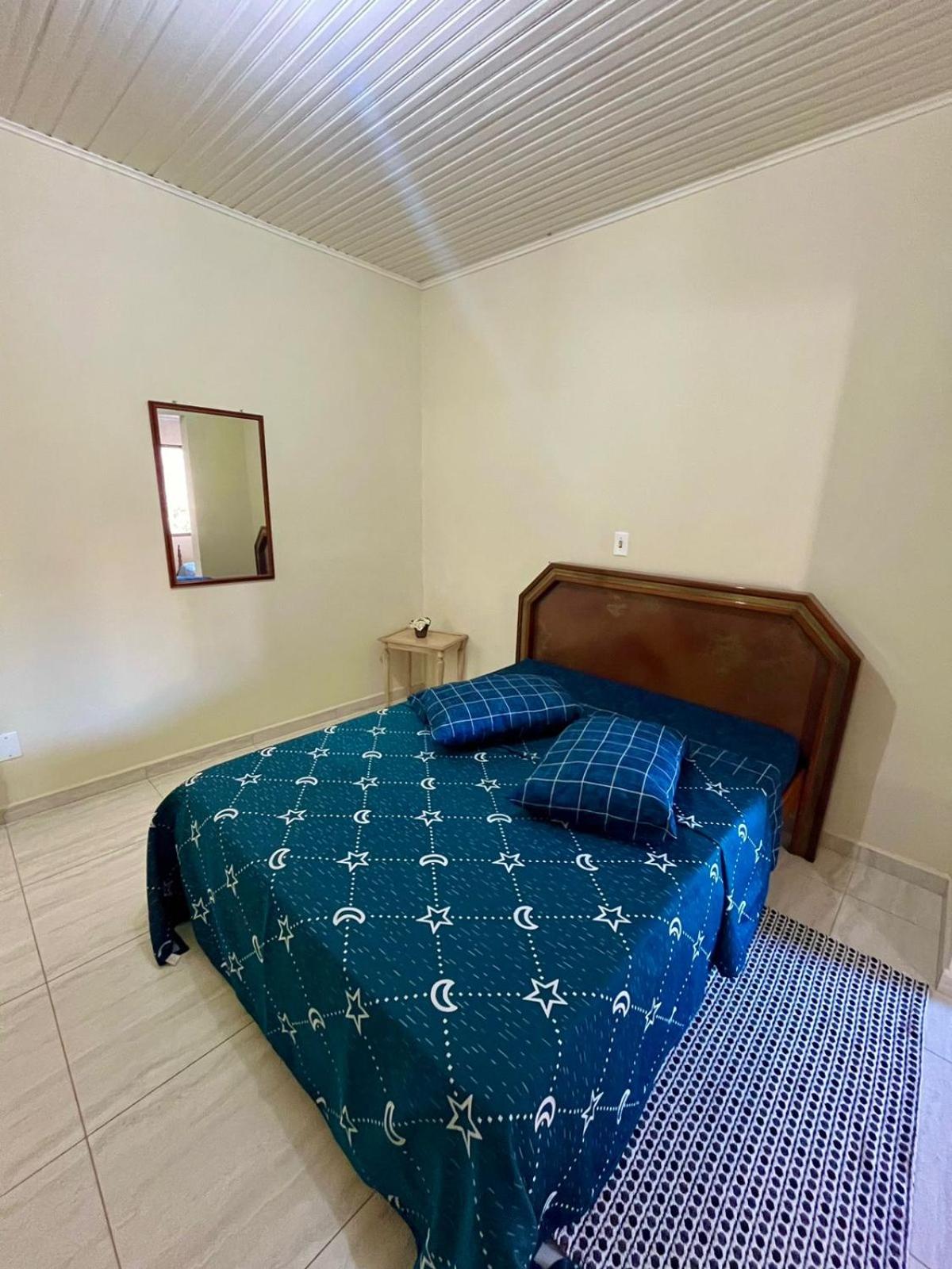 Casa no Centro de Águas de Lindóia com Piscina