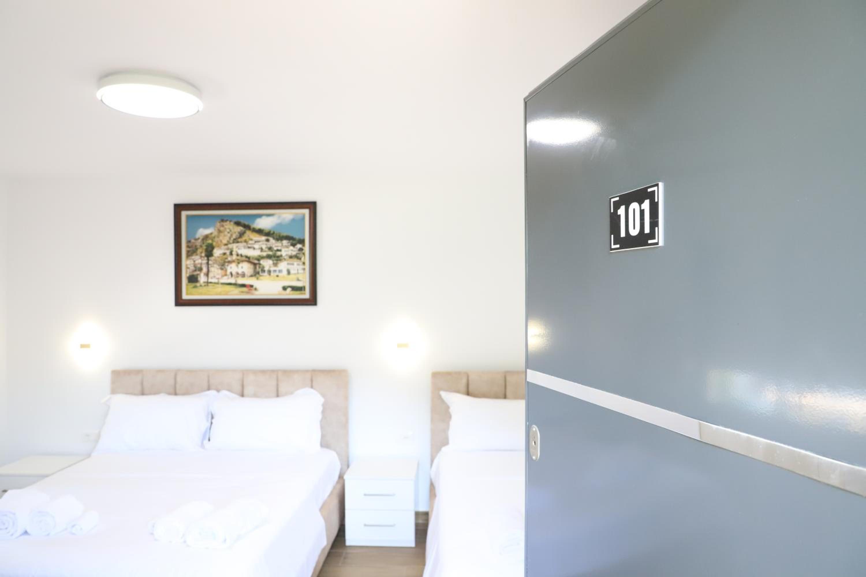 Guest House ESANBJA