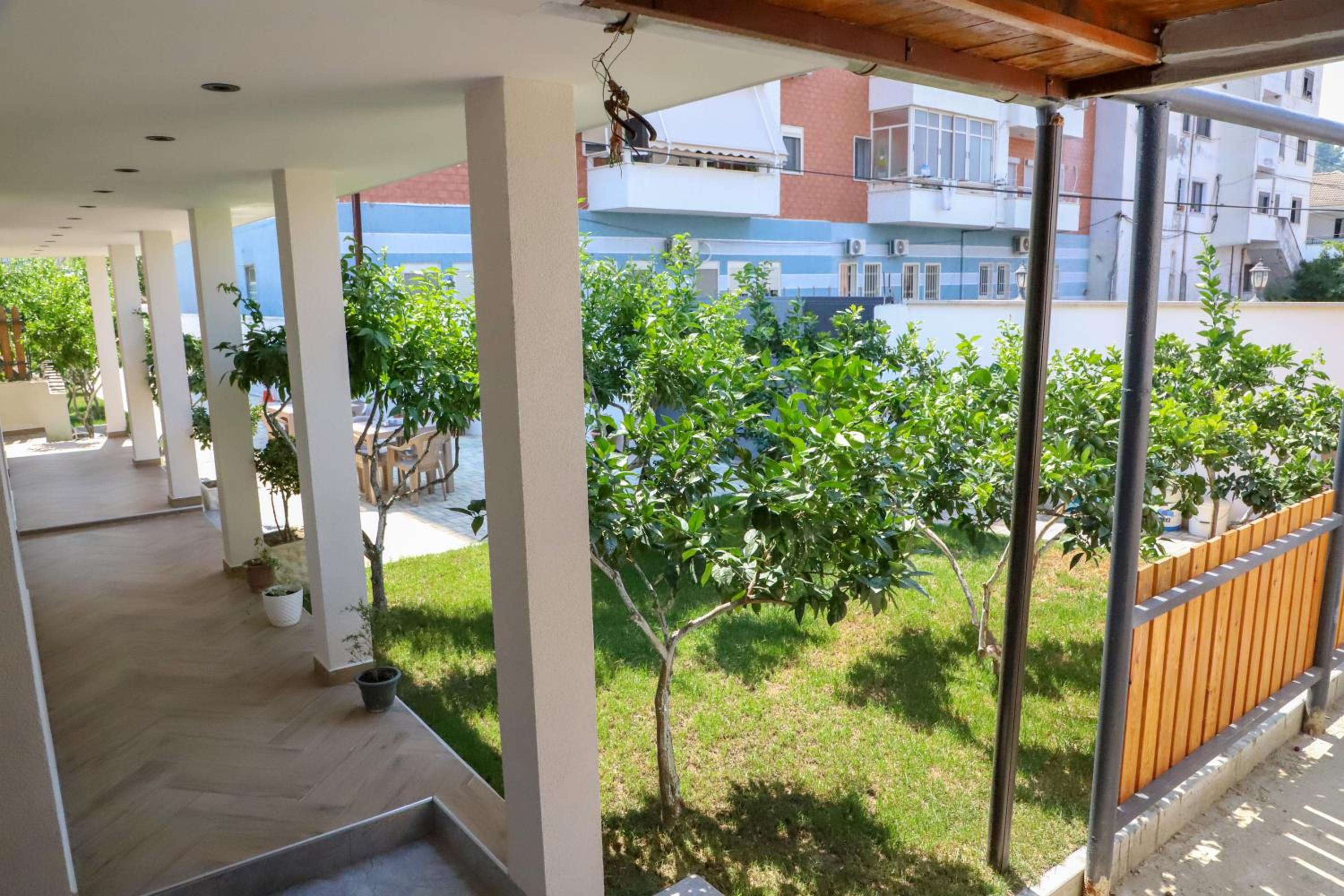 Guest House ESANBJA