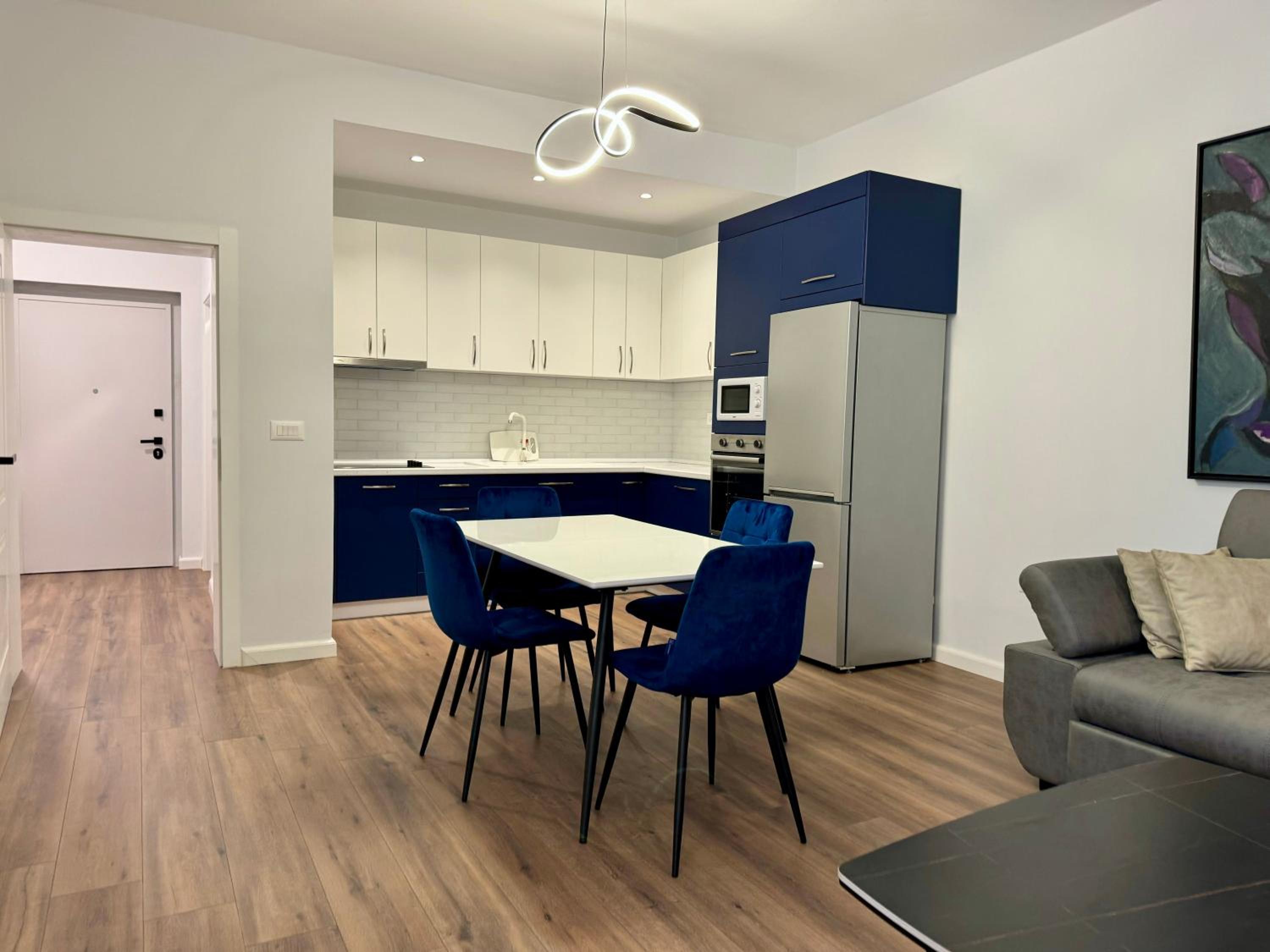 Eka Luxury Apartment