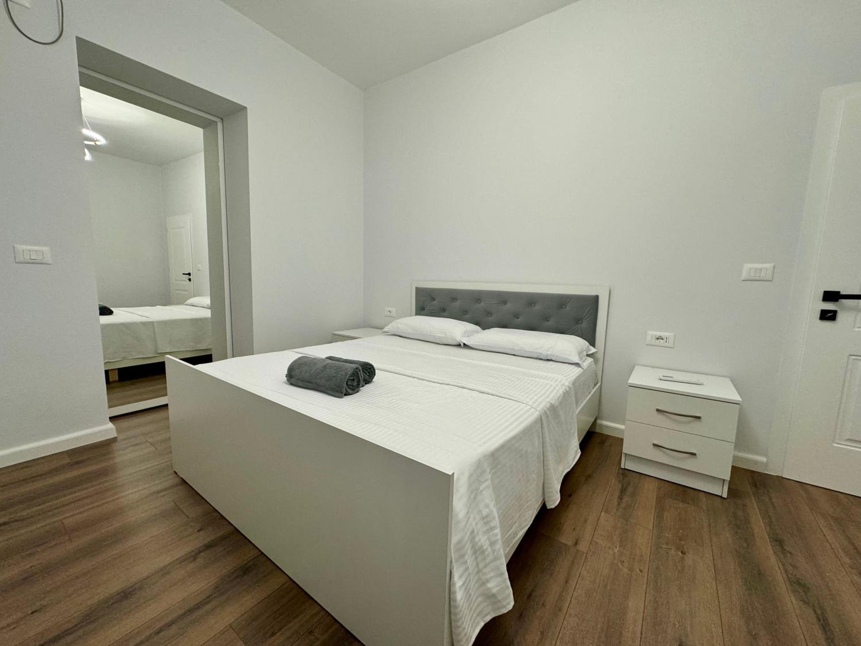 Eka Luxury Apartment