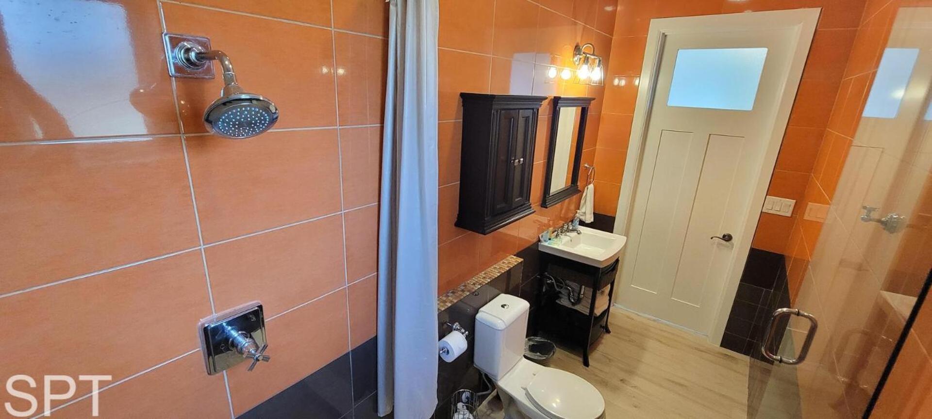 Luxury Remodel - Sleeps 20 - Pool - Go VIP view 5