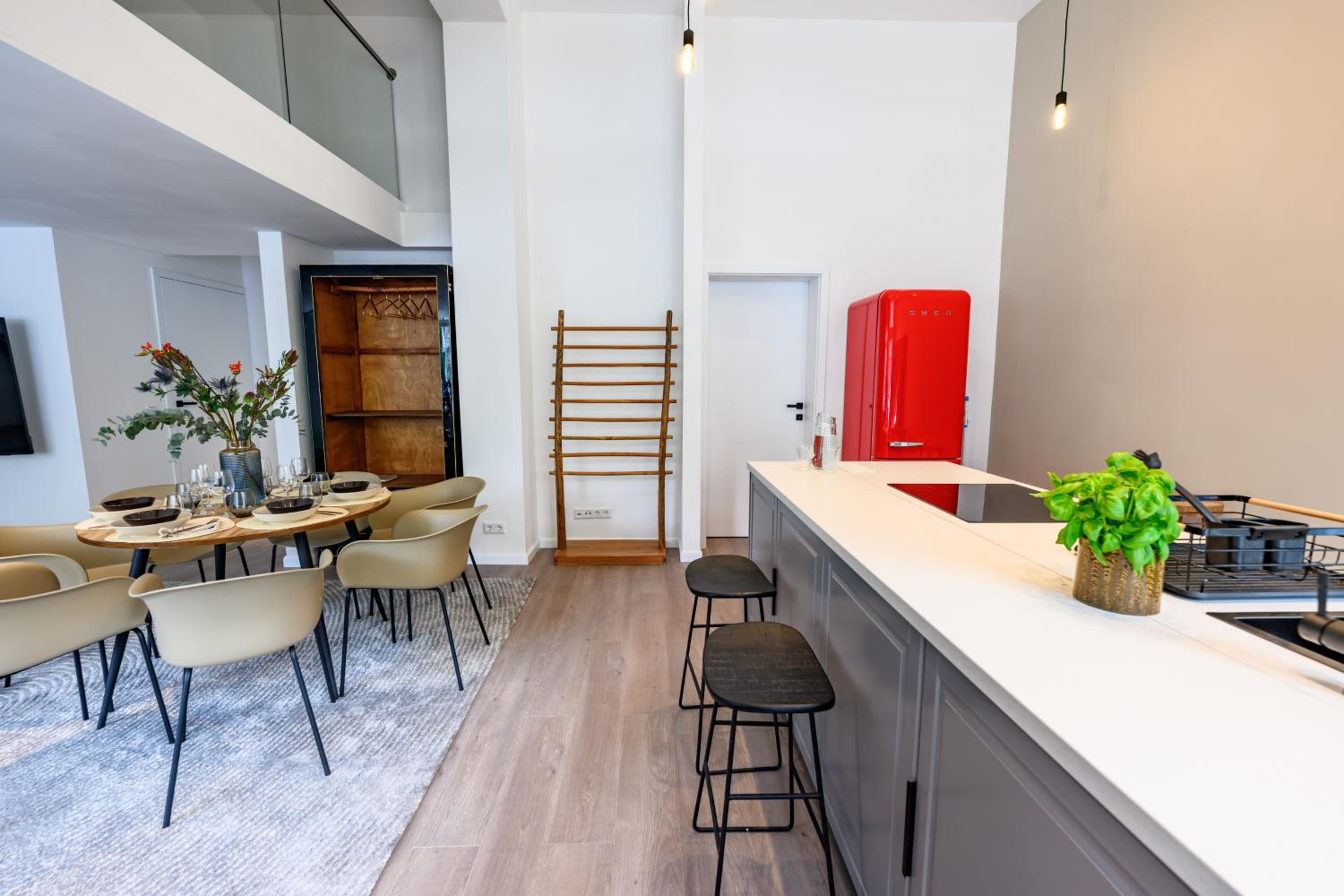 Cozy Lofts Next To Berliner Wall