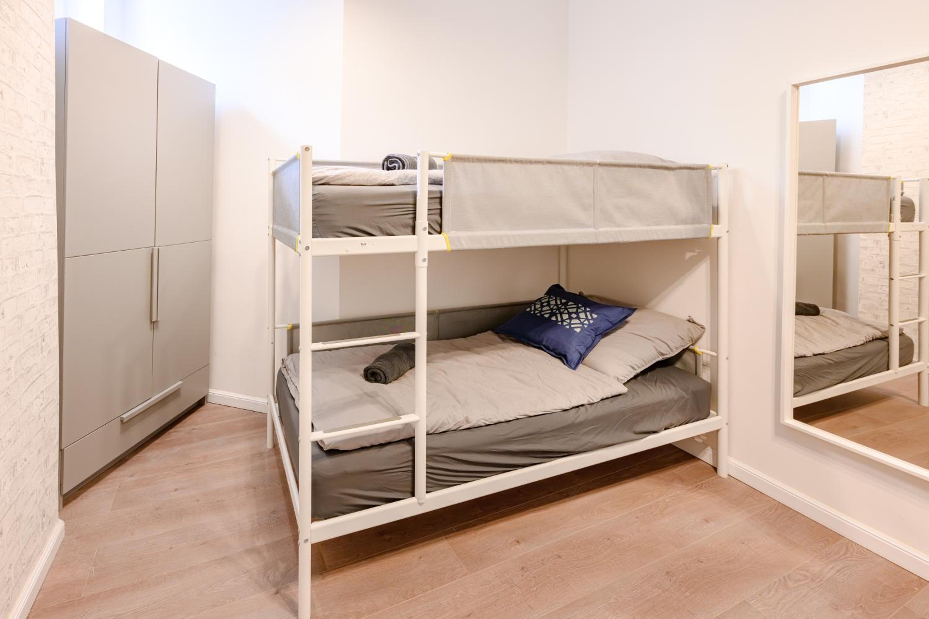 Cozy Lofts Next To Berliner Wall