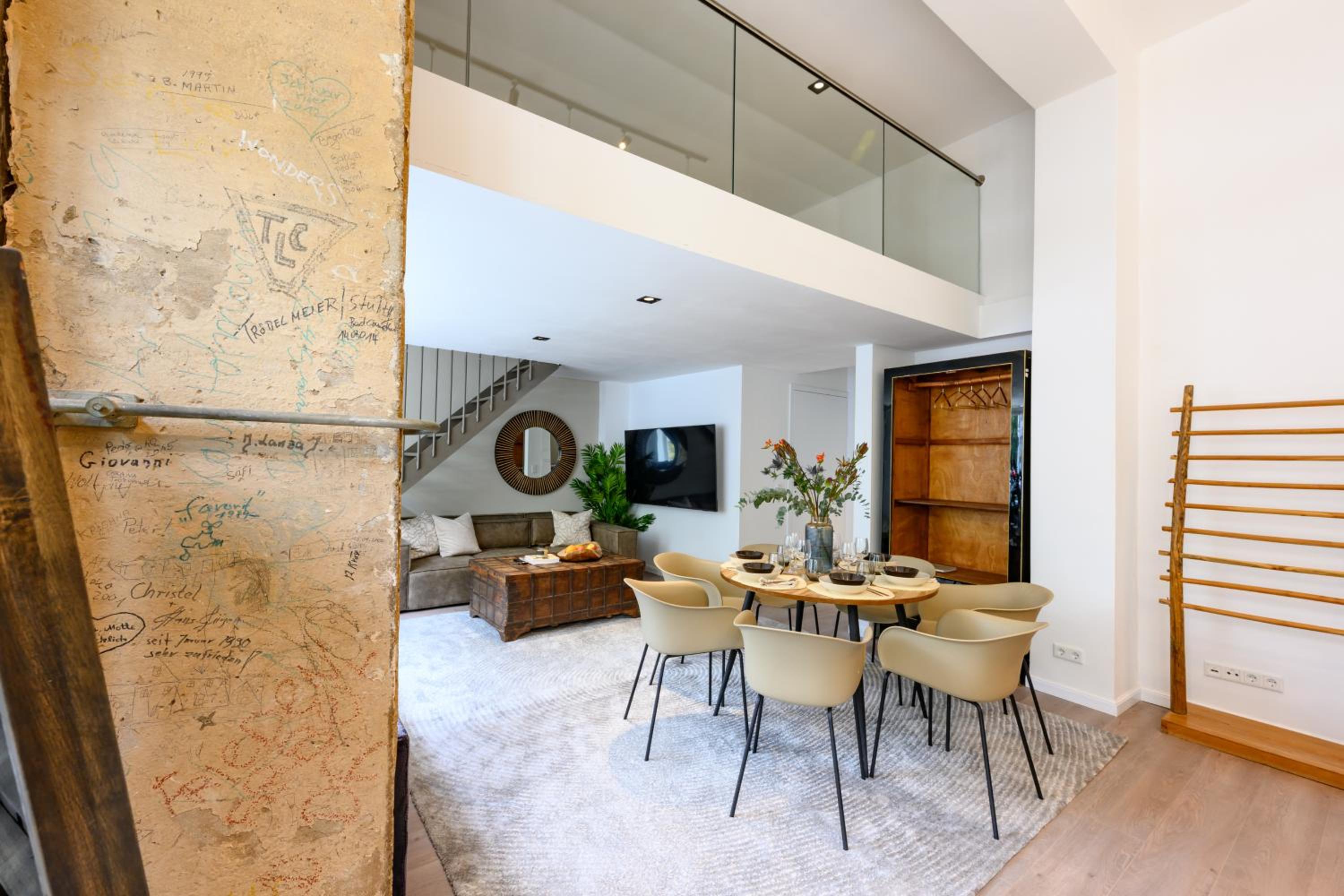 Cozy Lofts Next To Berliner Wall
