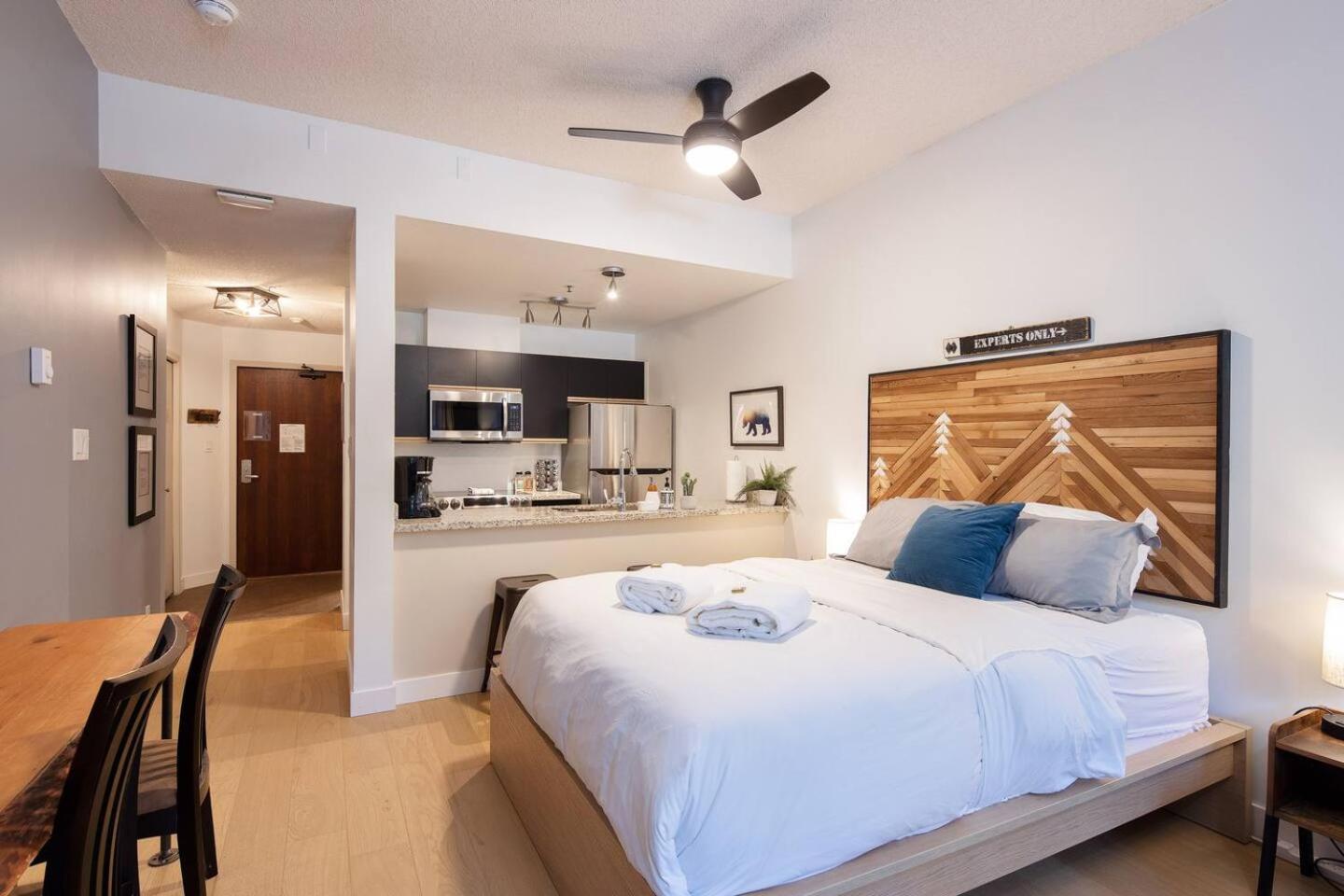 Glacier Lodge Premiere Suite