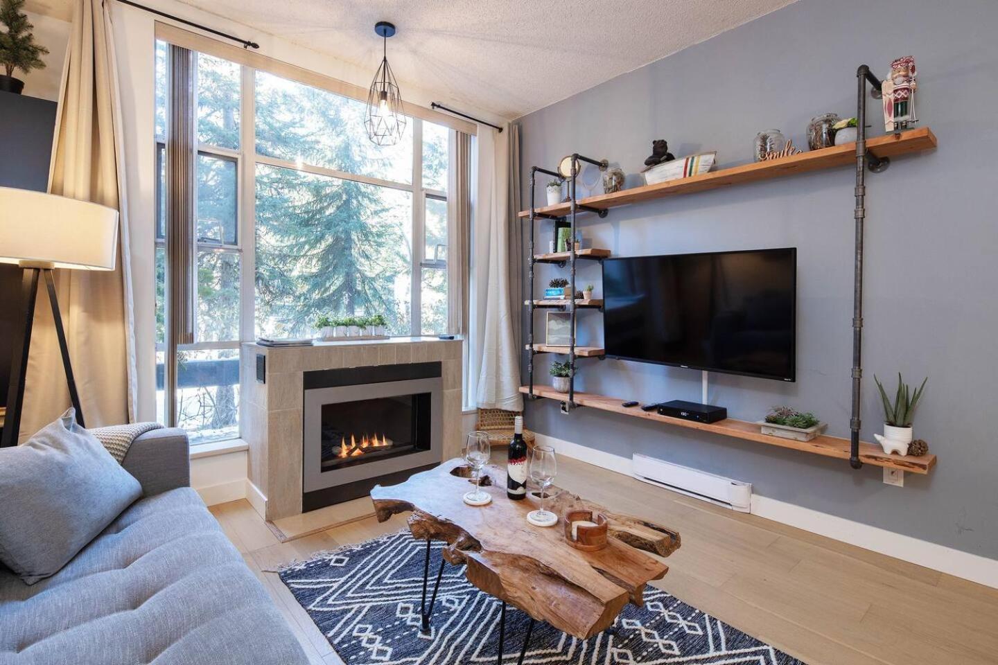 Glacier Lodge Premiere Suite