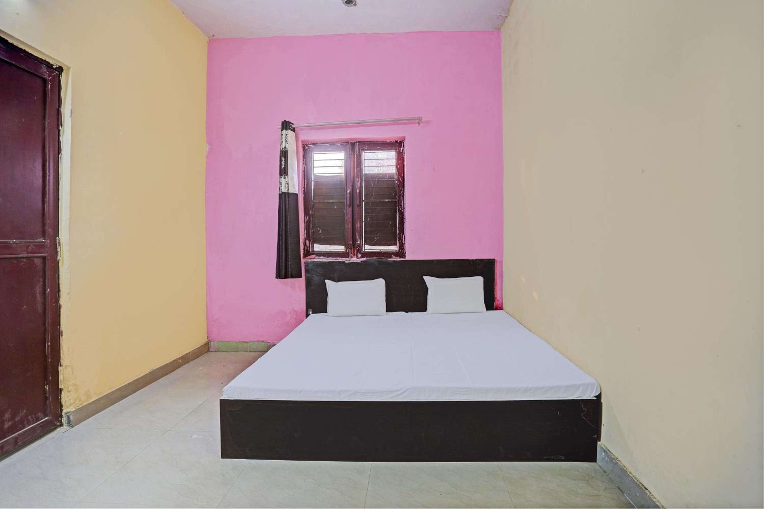 Hotel O Kamla banquet hall