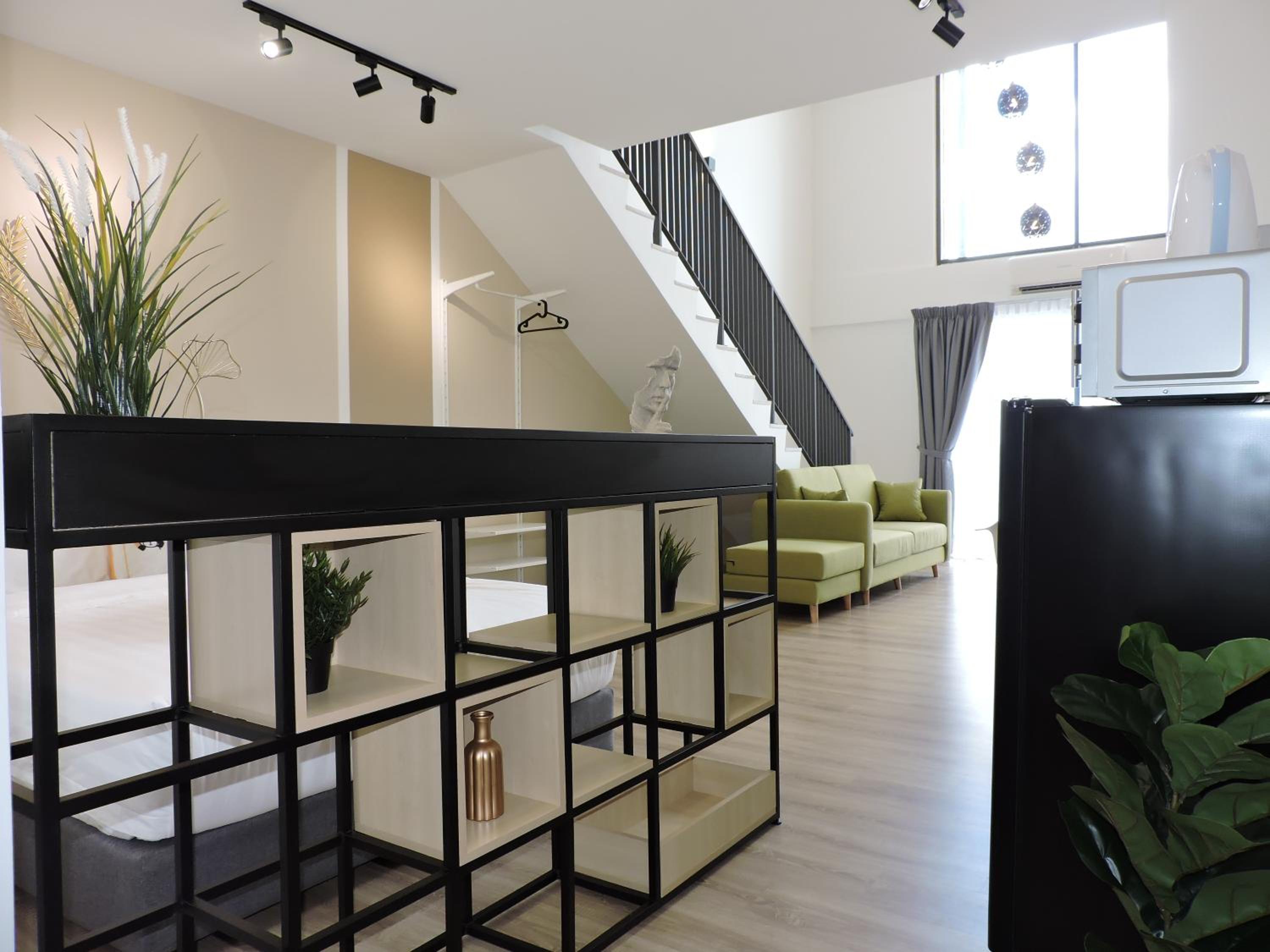 Emporis Service Apartment By Sleepy Bear photo 4