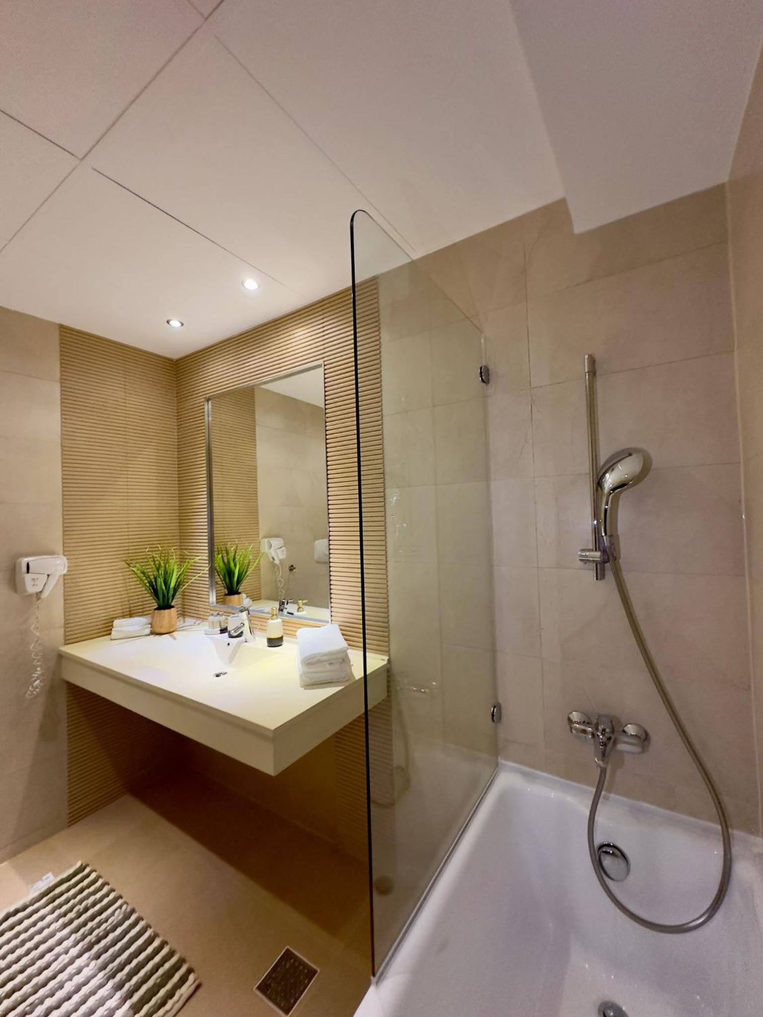Eduard Elegance Studio 2 view 5