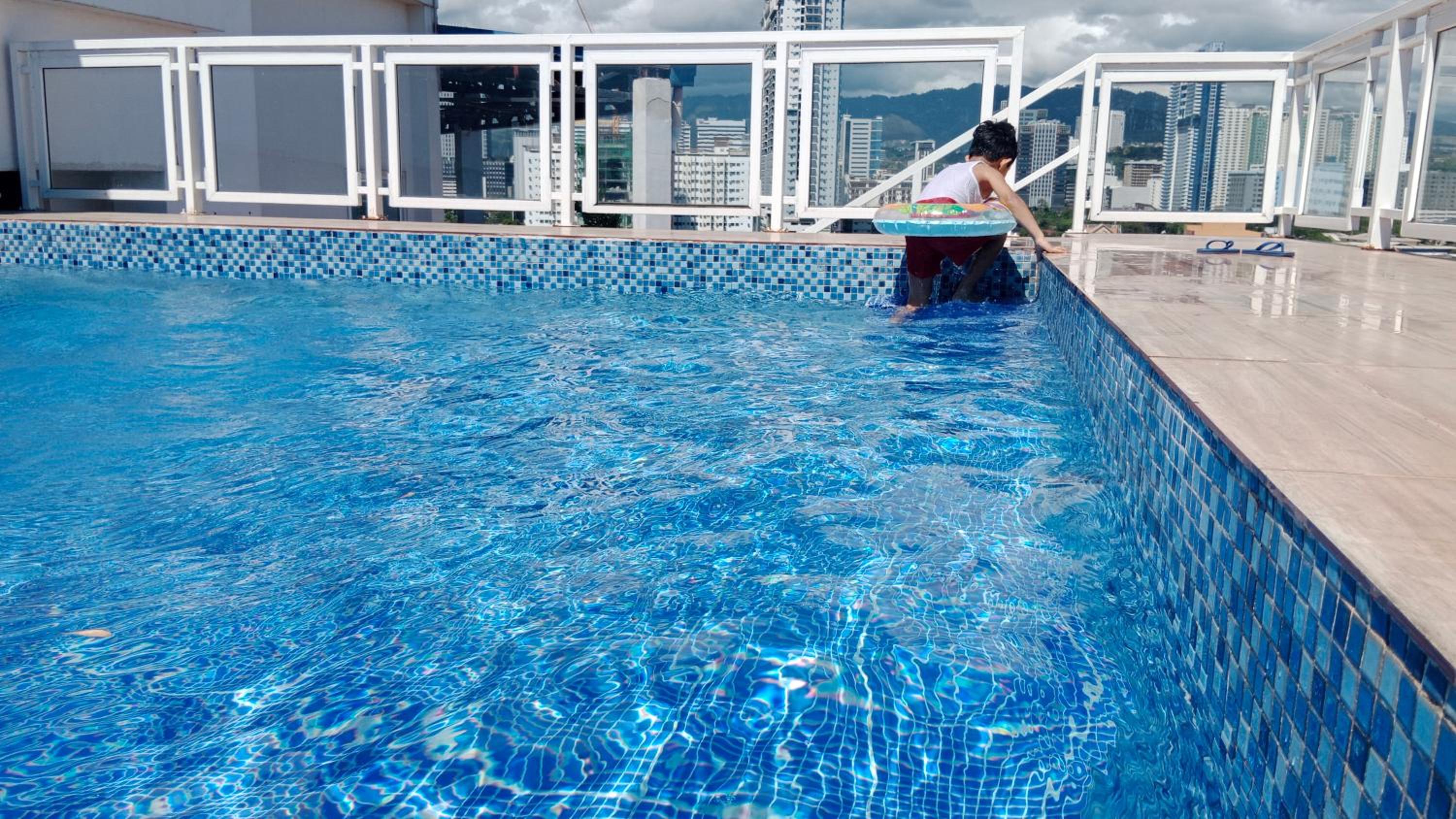 Zi Rentals in Cebu City view 2