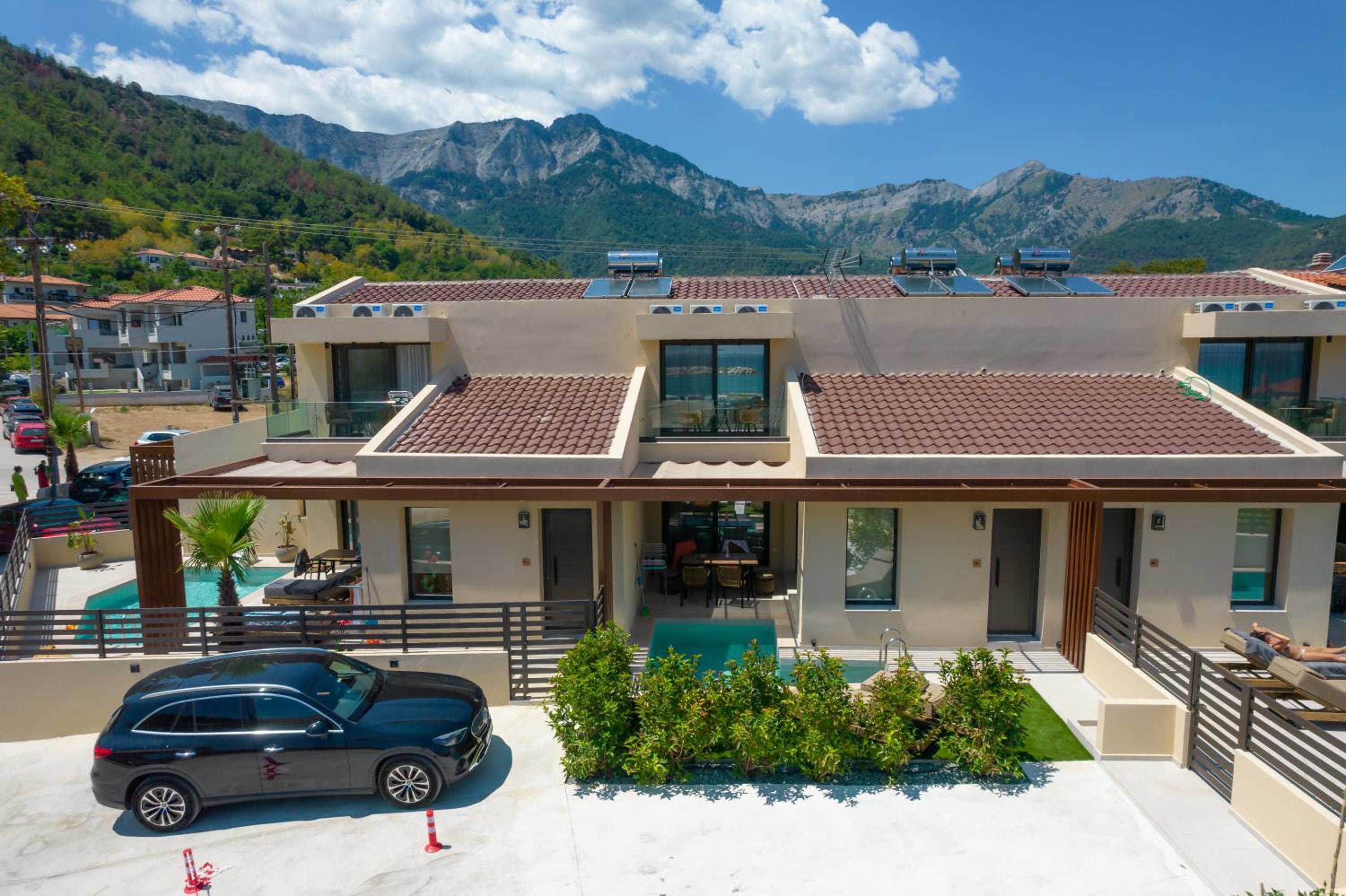 Ntinas Seaside Suites photo 2