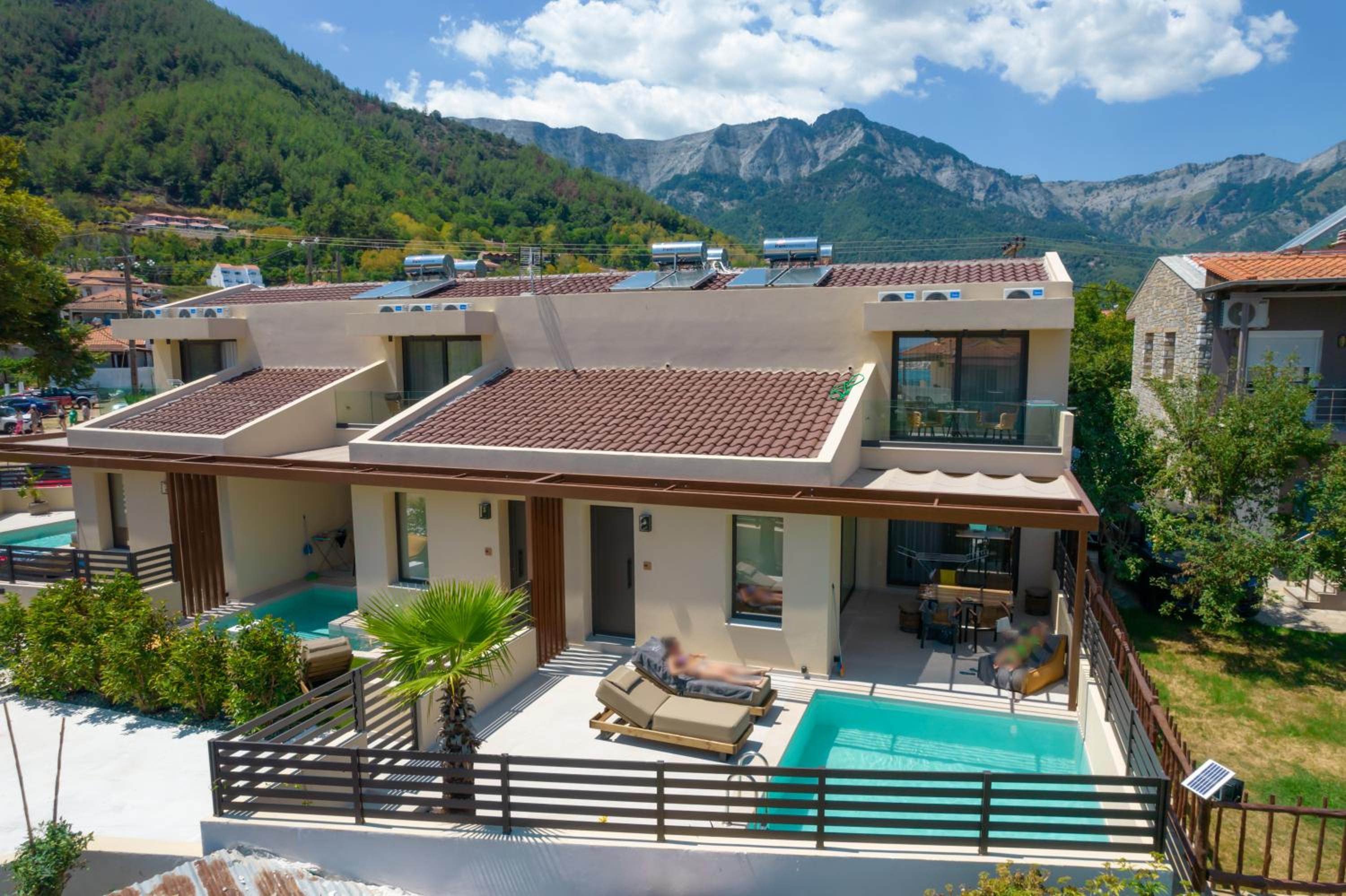 Ntinas Seaside Suites