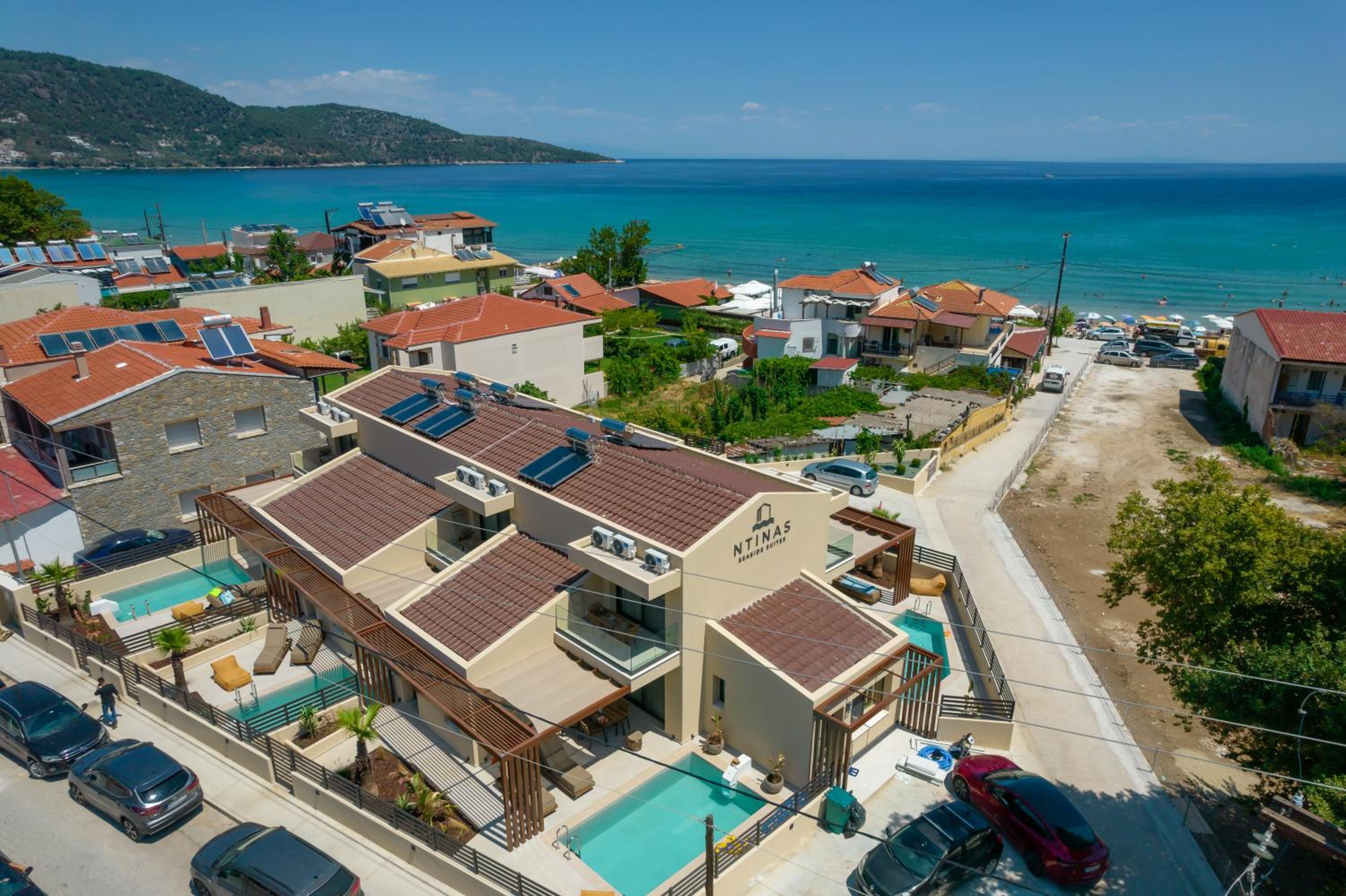 Ntinas Seaside Suites