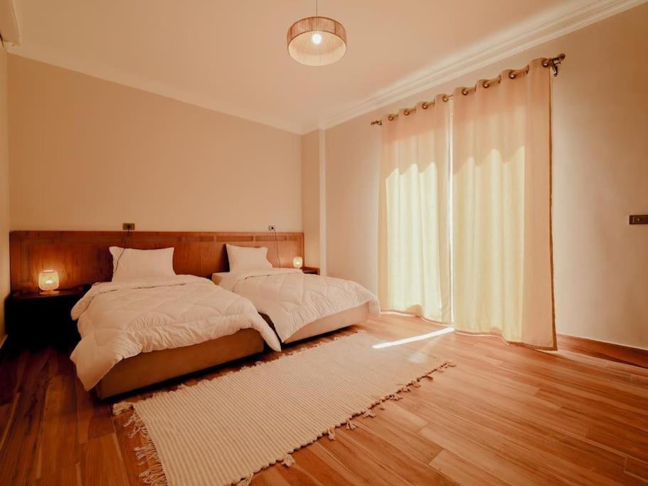 3 BDR Serviced Pyramid-View APT in Giza, Egypt