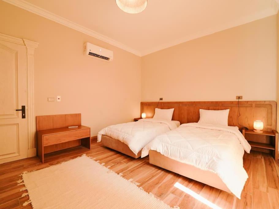 3 BDR Serviced Pyramid-View APT in Giza, Egypt
