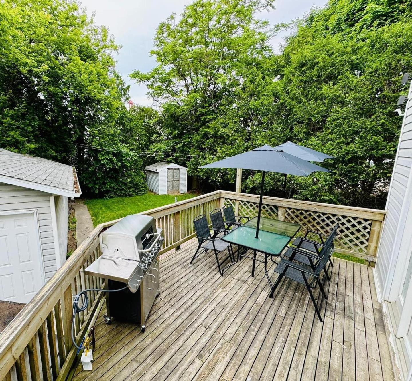 Chatham Retreat - 40 Off - New Listing