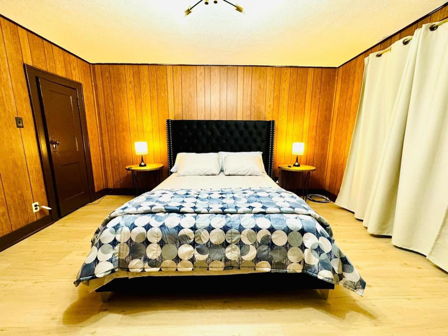 Chatham Retreat - 40 Off - New Listing