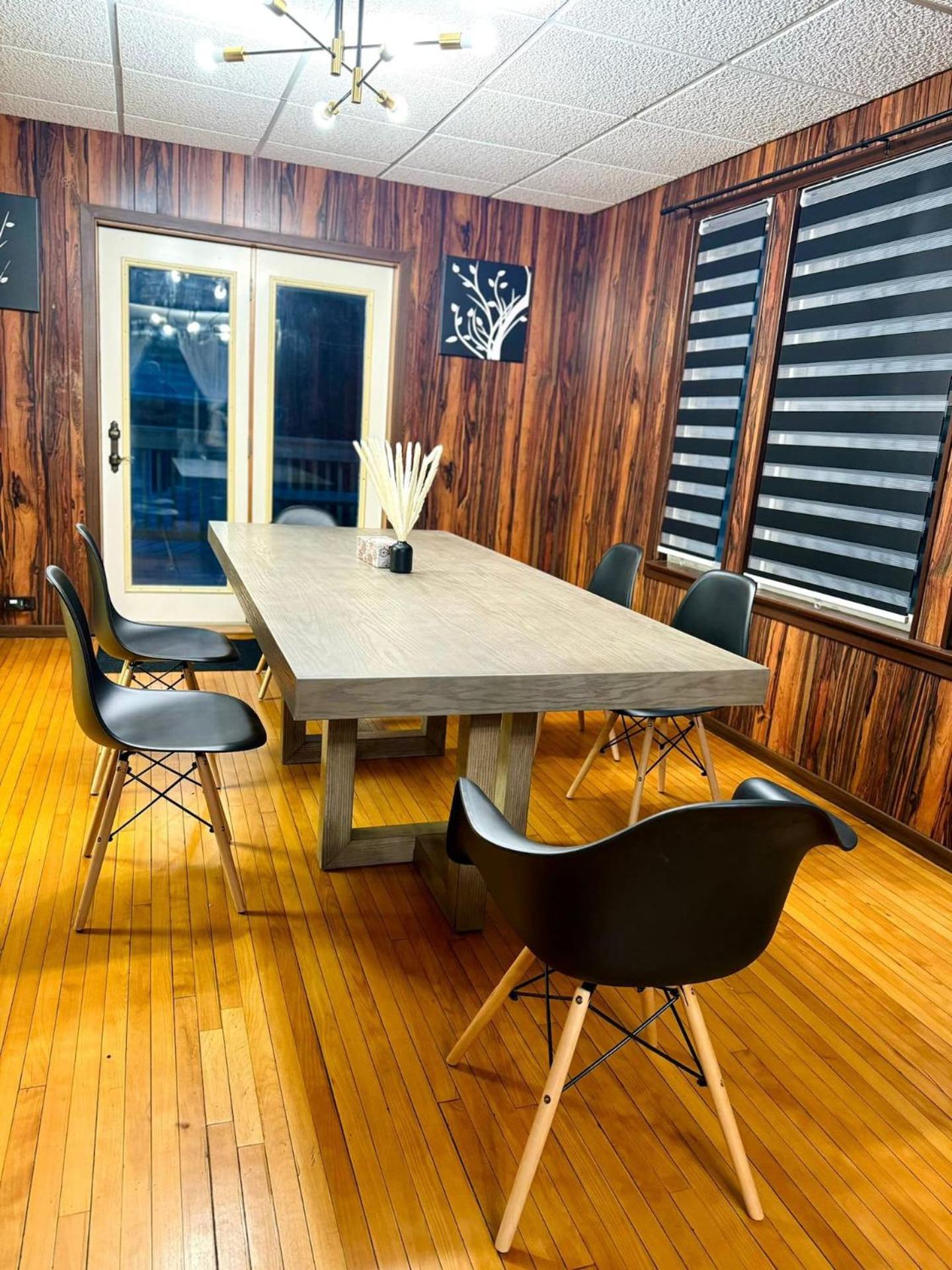 Chatham Retreat - 40 Off - New Listing