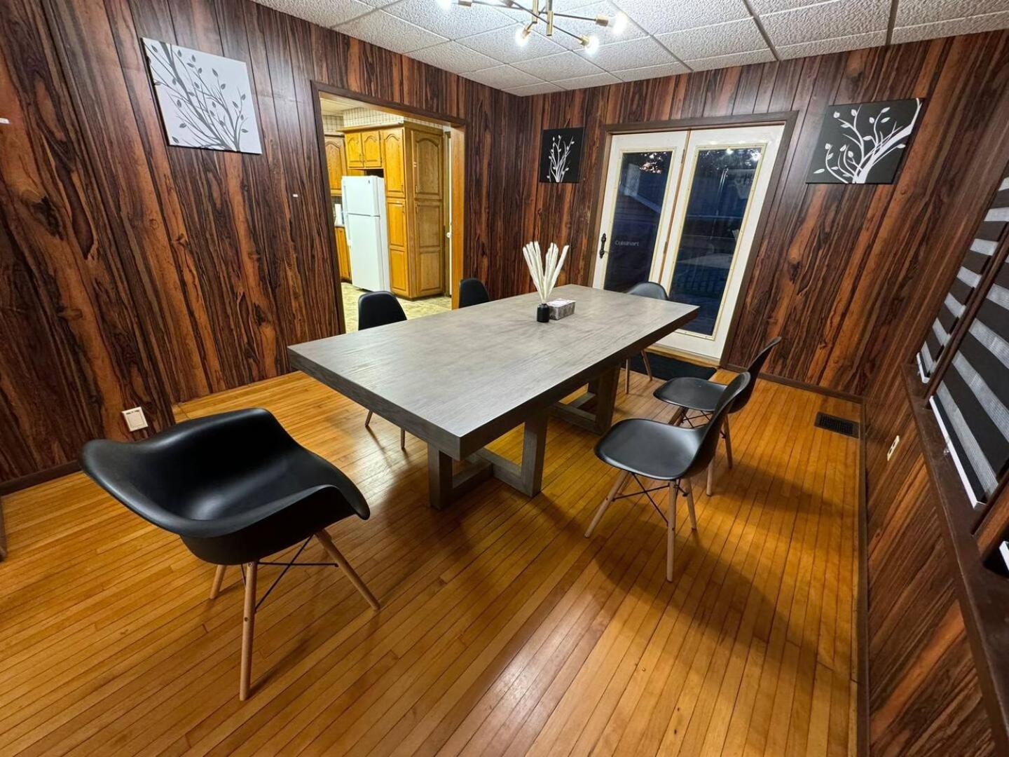 Chatham Retreat - 40 Off - New Listing