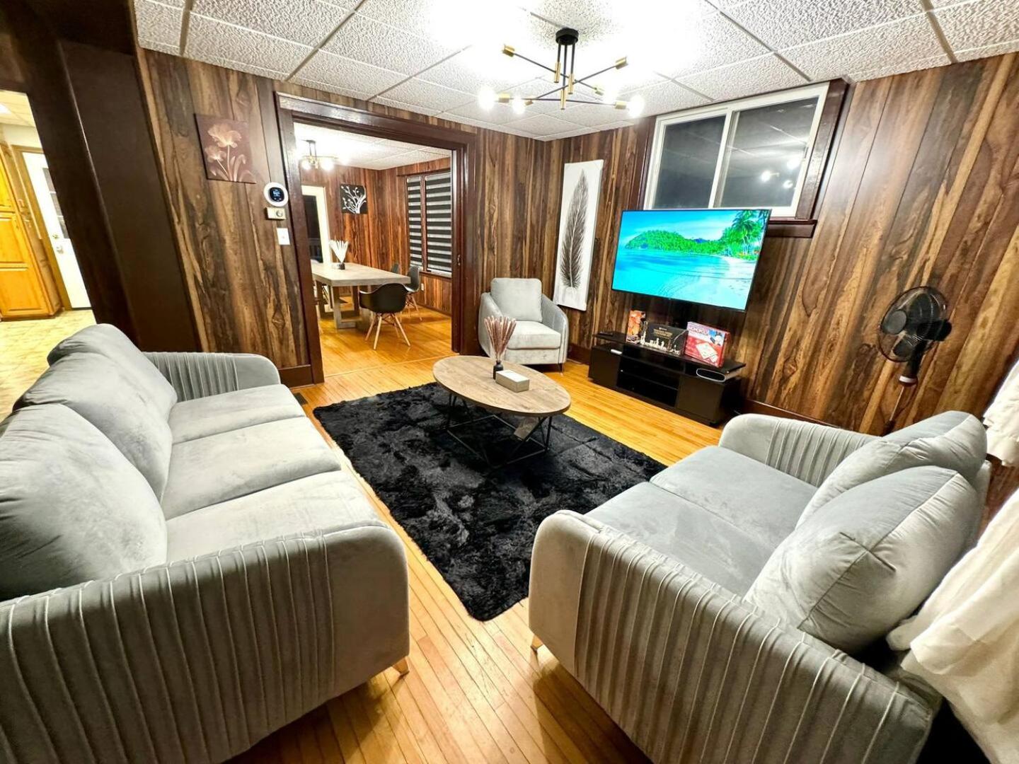 Chatham Retreat - 40 Off - New Listing