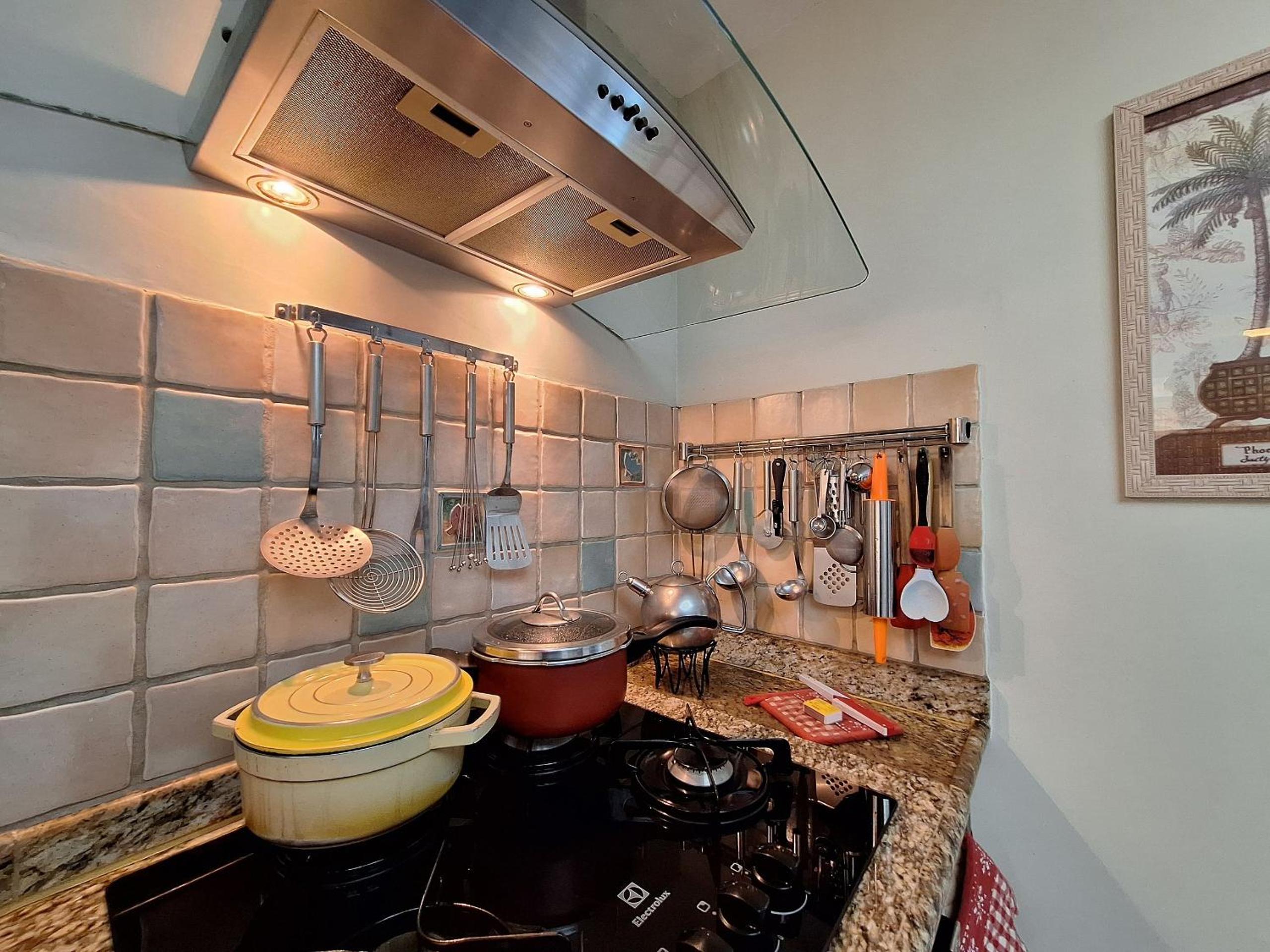 House Backyard Pool Garage Walking distance to the beach Recreio RJ - Next to Rock in Rio
