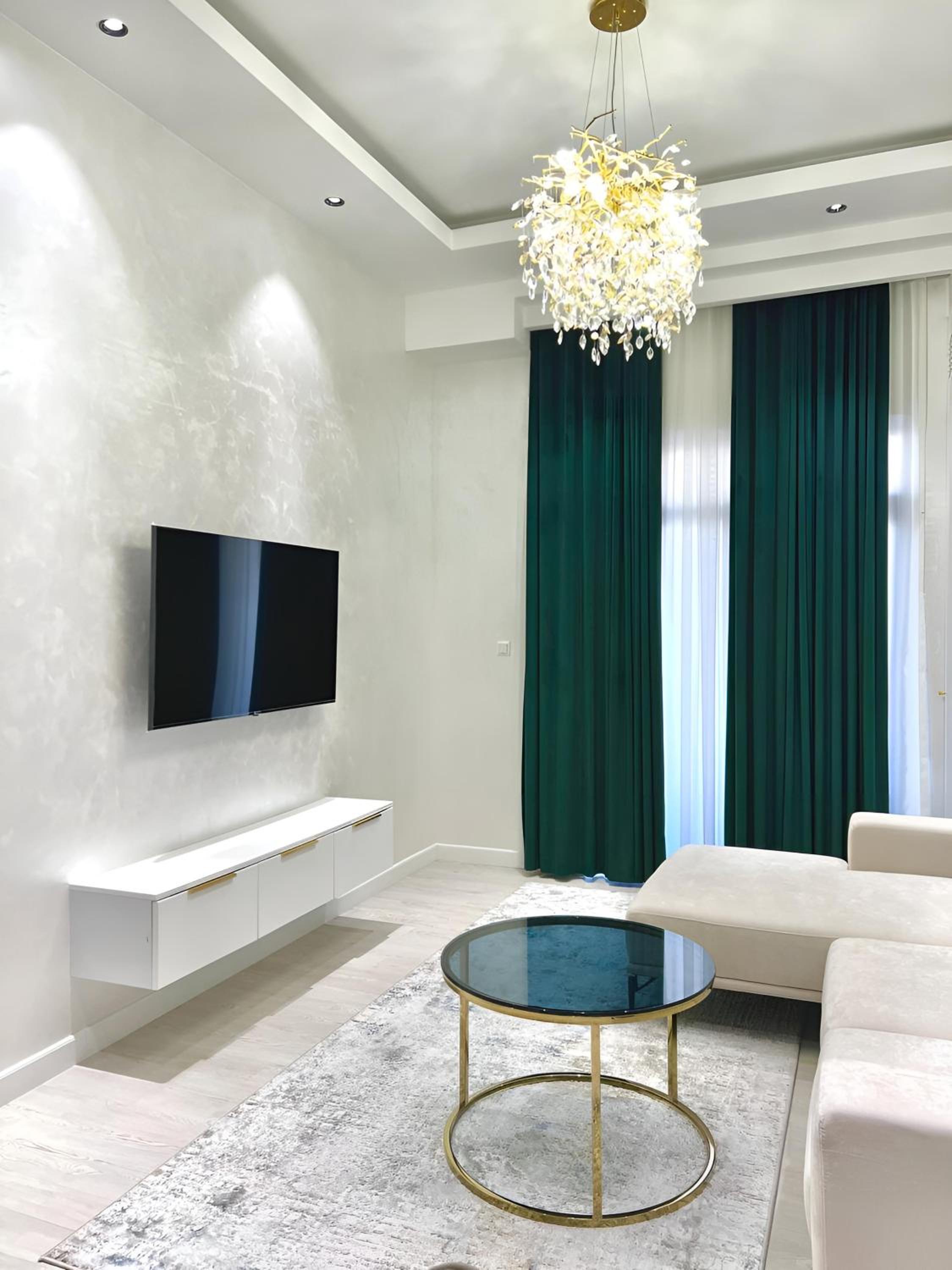 Boulevard fountain Tashkent apartment by RNB estate view 3