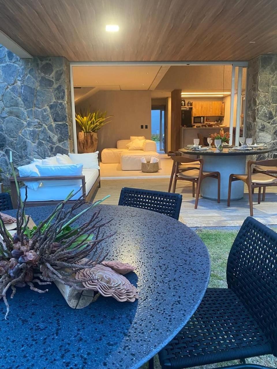 Casa AWA E07 - Milagres com Piscina à Beira-Mar