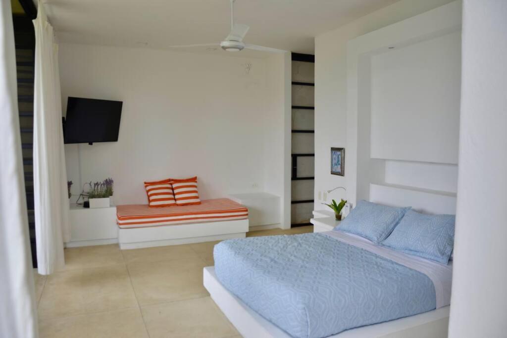Casa en Club Mesa de Yeguas Anapoima Cun