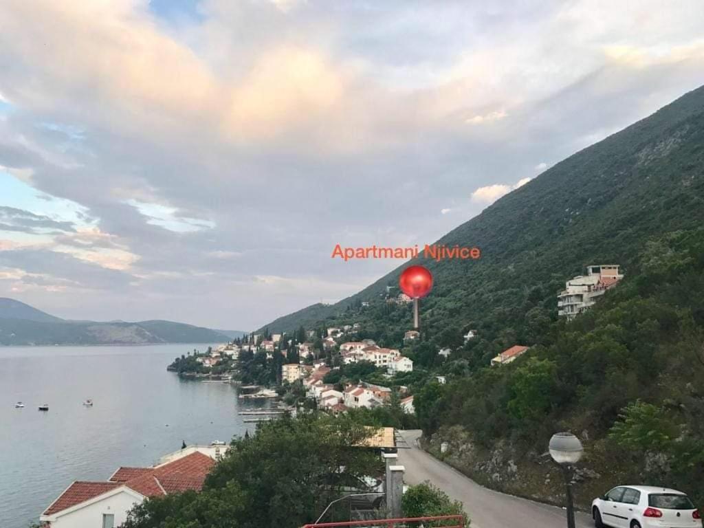 Apartmani Njivice