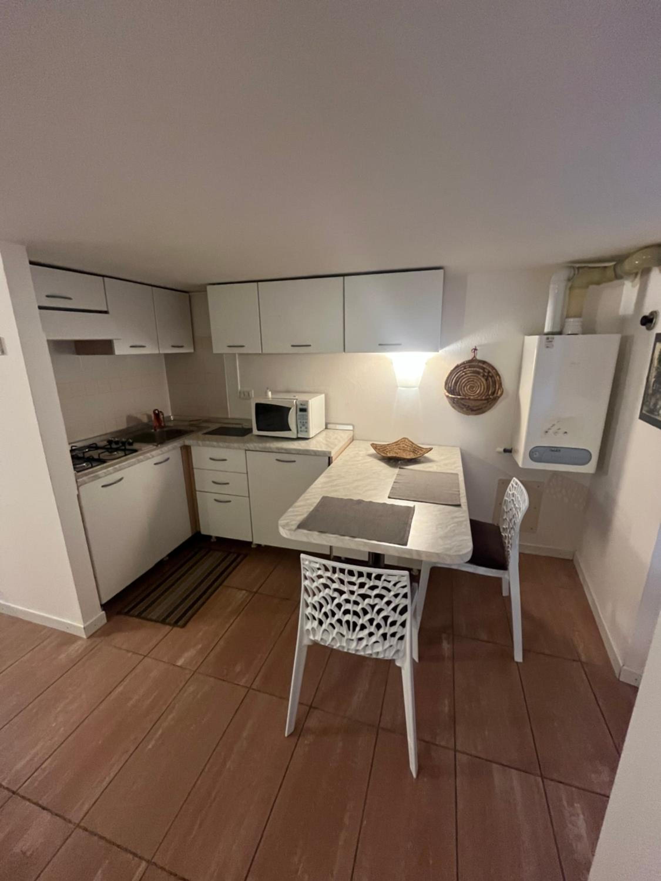 Bellano Studio 2 en Bellano — kitchen
