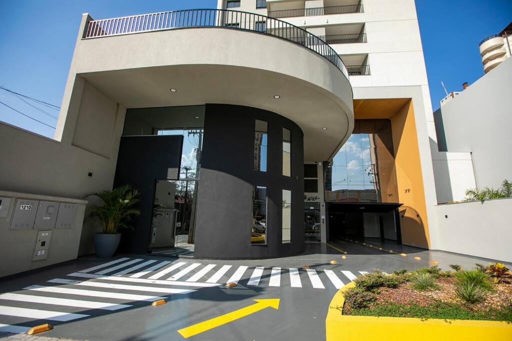 Apartamento Novo e Completo no Centro de Foz