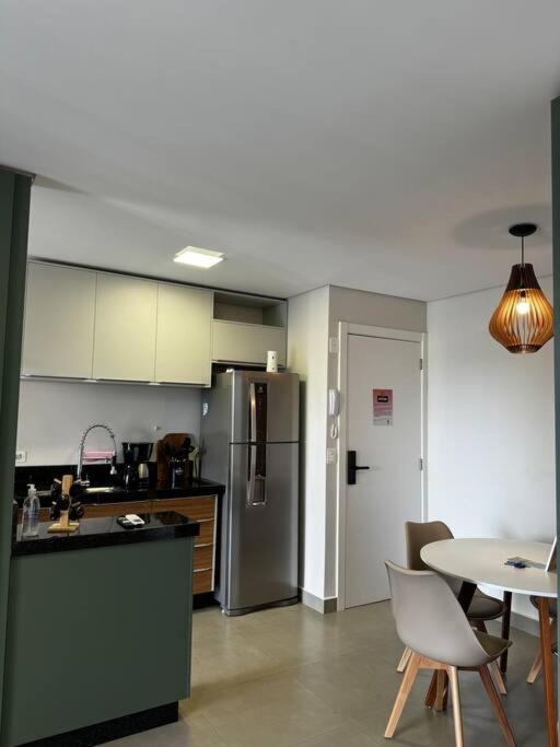 Apartamento Novo e Completo no Centro de Foz