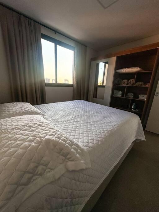 Apartamento Novo e Completo no Centro de Foz