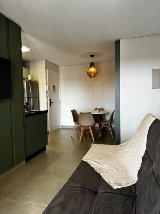 Apartamento Novo e Completo no Centro de Foz