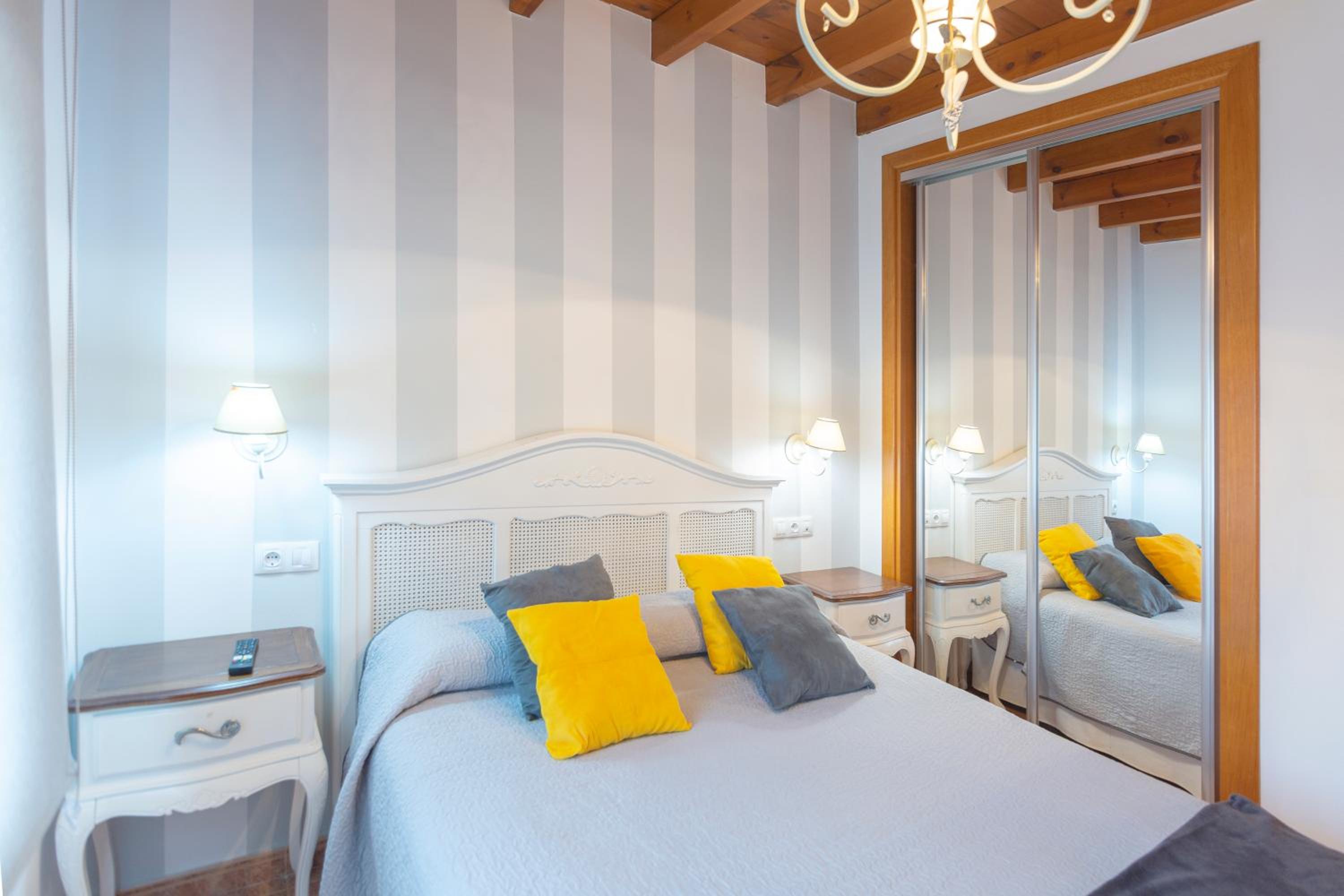 LIENCRES Apartamentos