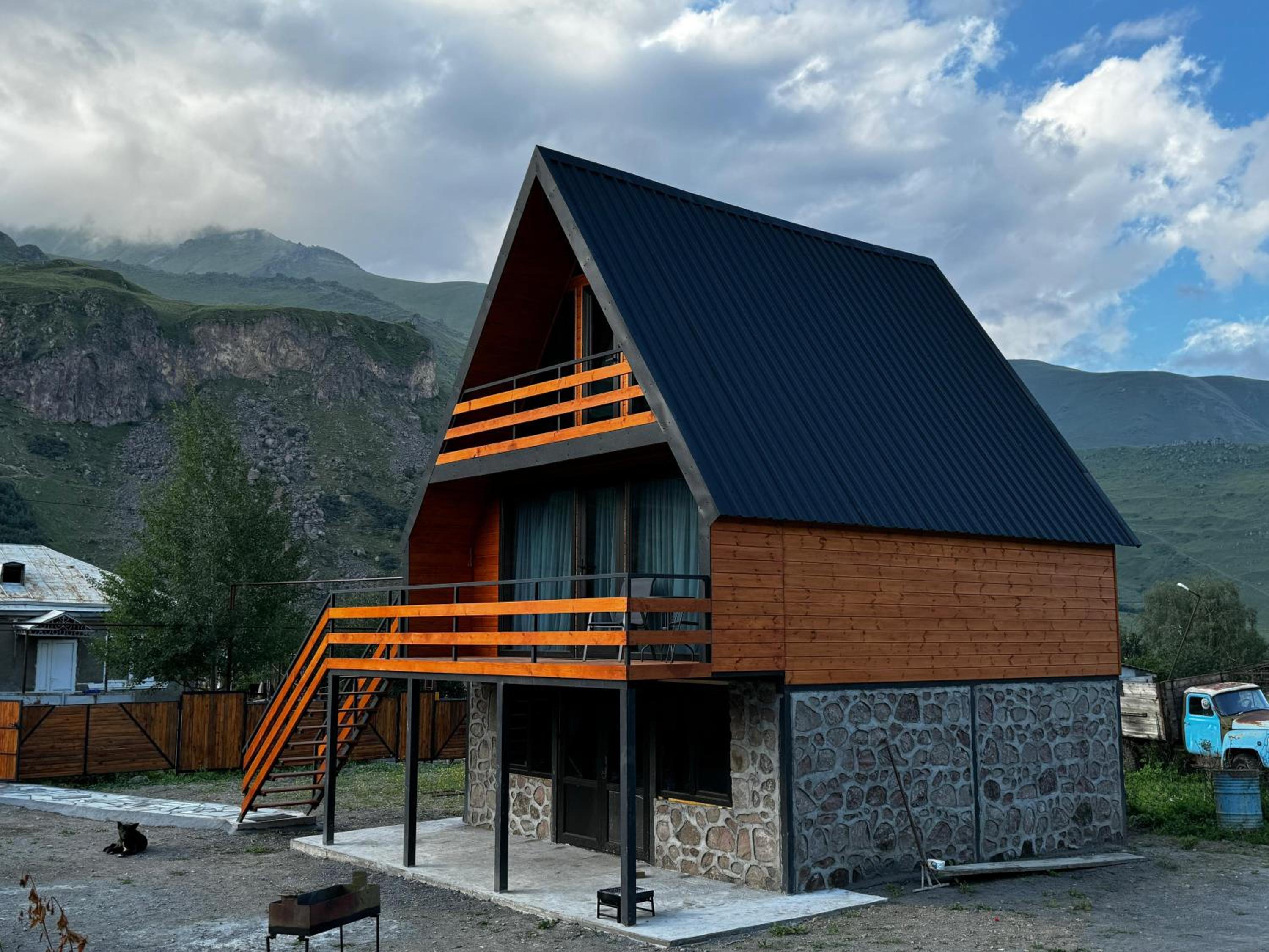 Andezit Kazbegi