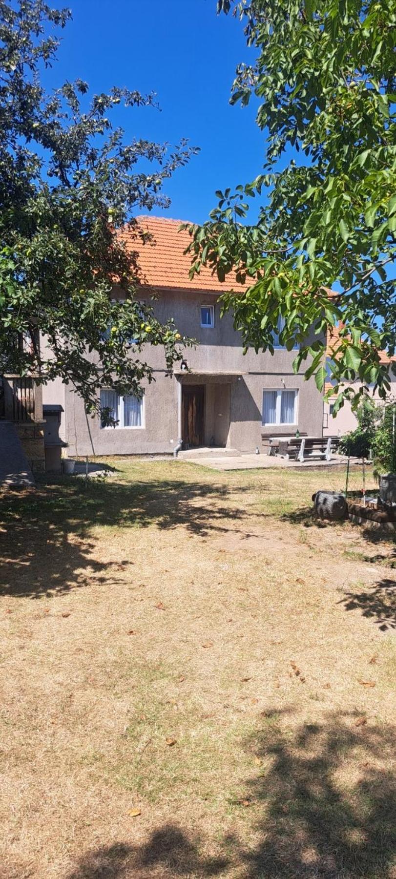 Domacinstvo Jelkici