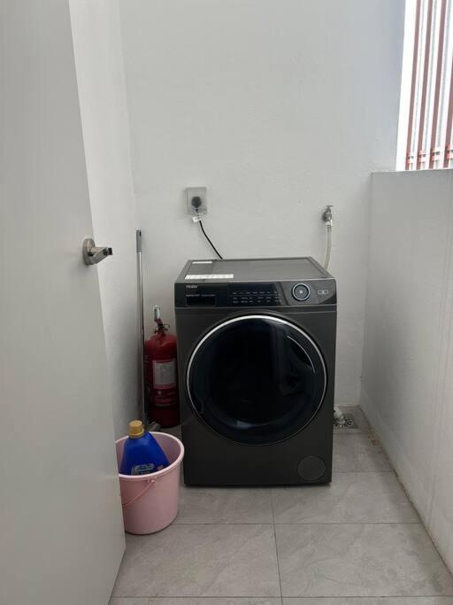 F Homestay Putrajaya Near to PICC view 5