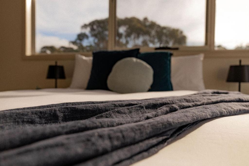 Baileys Beach House