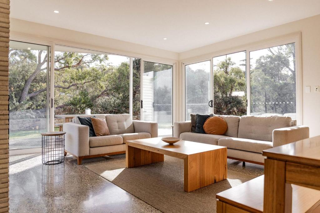 Baileys Beach House