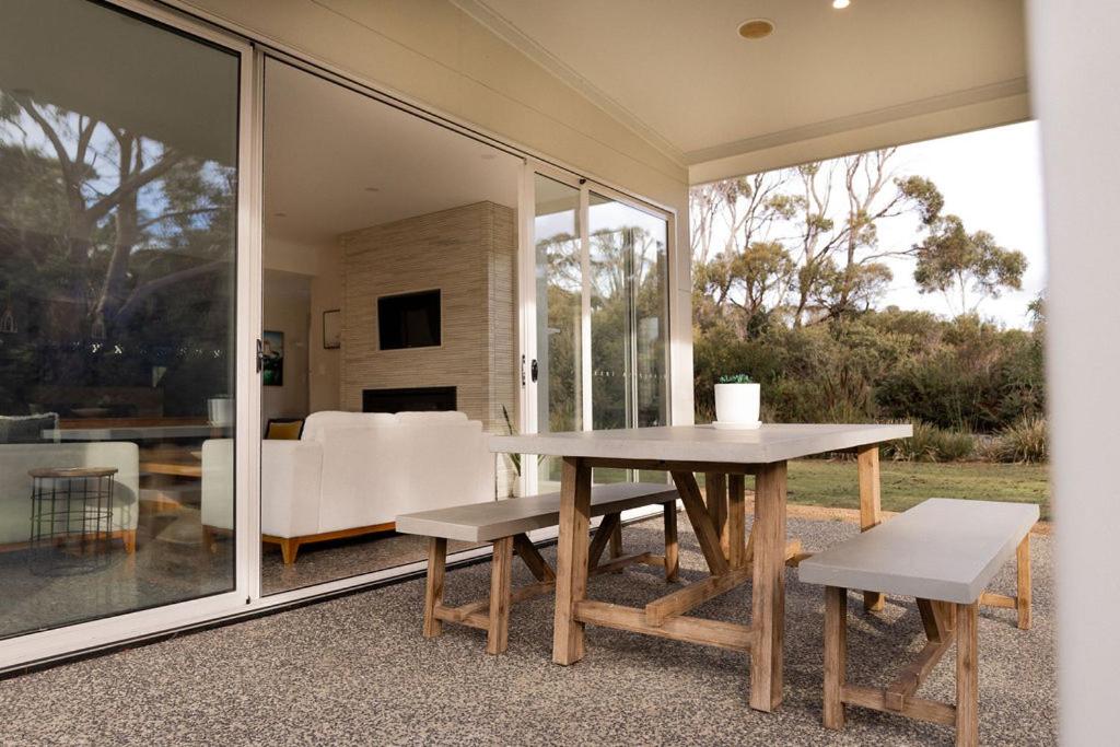 Baileys Beach House