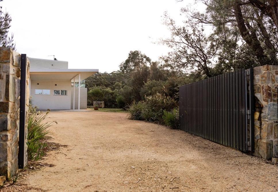 Baileys Beach House