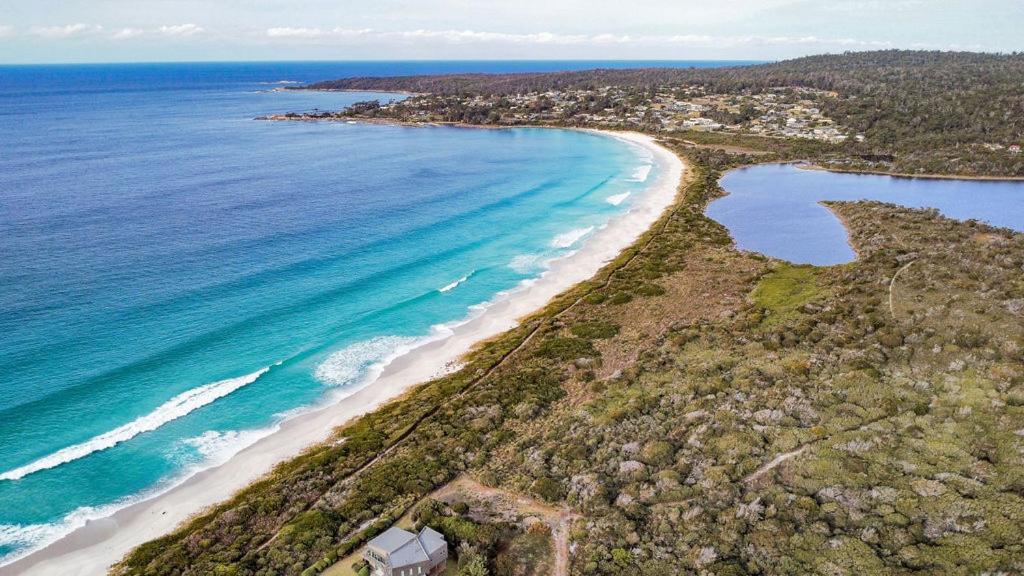 Baileys Beach House