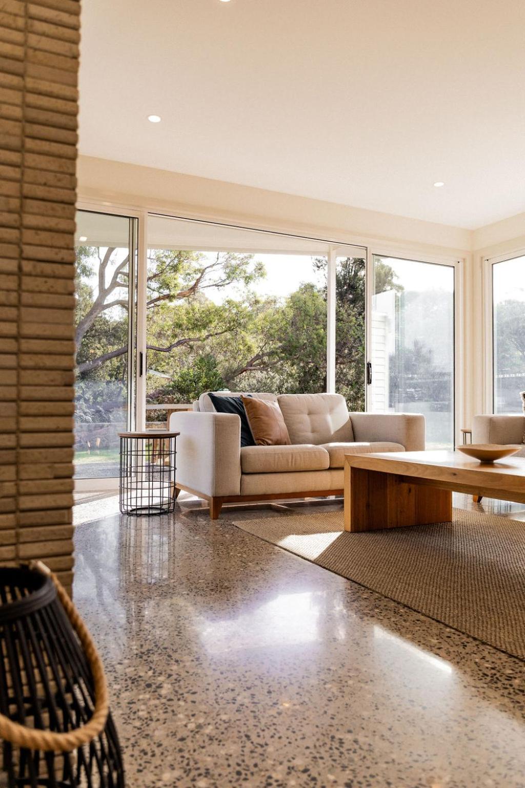 Baileys Beach House