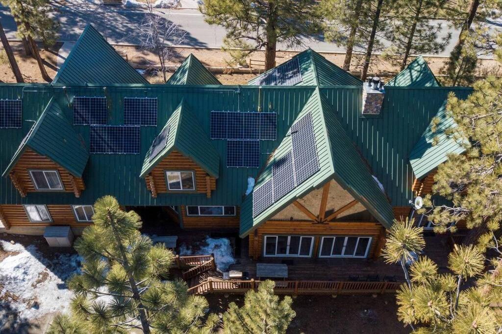 Timber Lodge HUGE Log Cabin w HotTub Game Room view 2